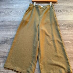 Wilfred by Aritzia Olive Green Wide-Leg Women's Pants. Bundle 3 items, save 30%